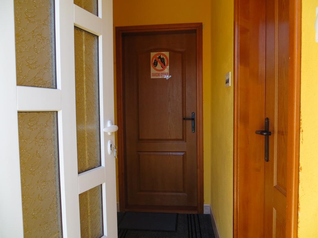 Rooms And Bungalows Sreten Zugic Zabljak  Room photo